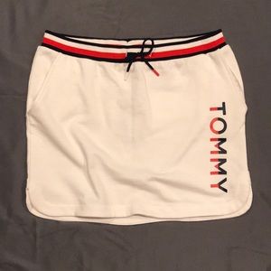 NWT Tommy Hilfiger skirt